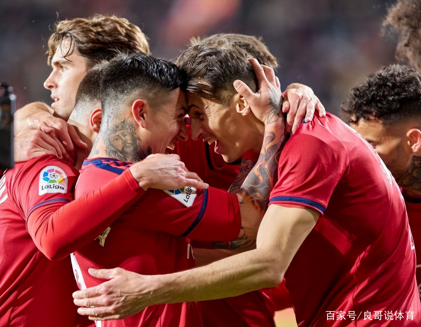 中东版酷路泽5700军绿色